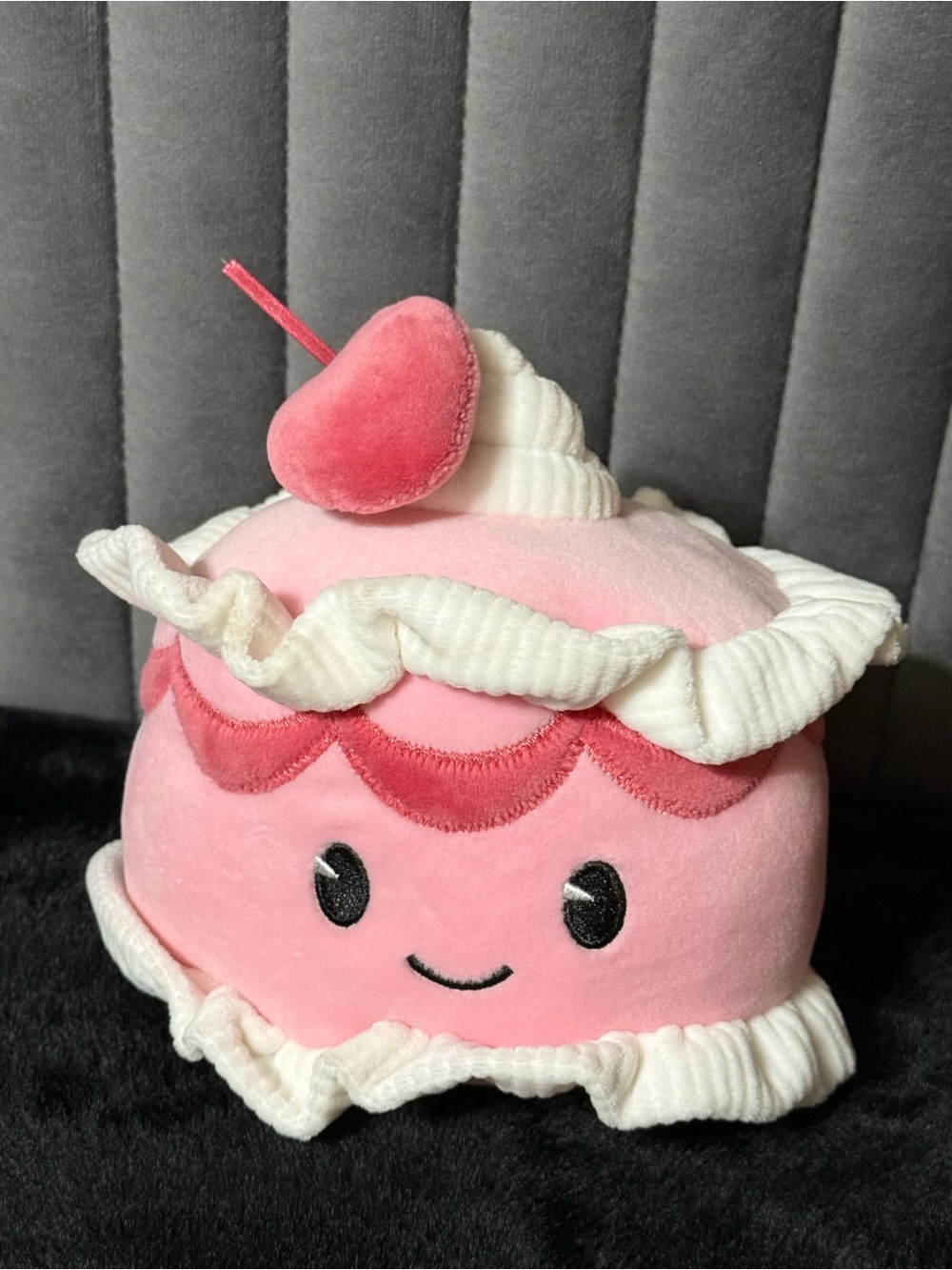💖4/$25- Dan Dee Pink Cake Plush Stuffed Dessert Pillow Kawaii Cute Cupcake
